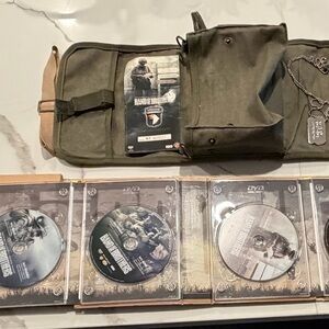 Band of Brothers HBO Limited Ed DVD Set #8137 In Canvas w/knife & Dog Tags
